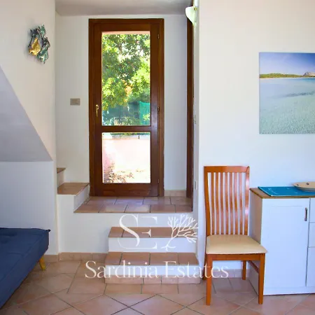 Ponza - Relax E Comfort A * San Teodoro (Sardinia)