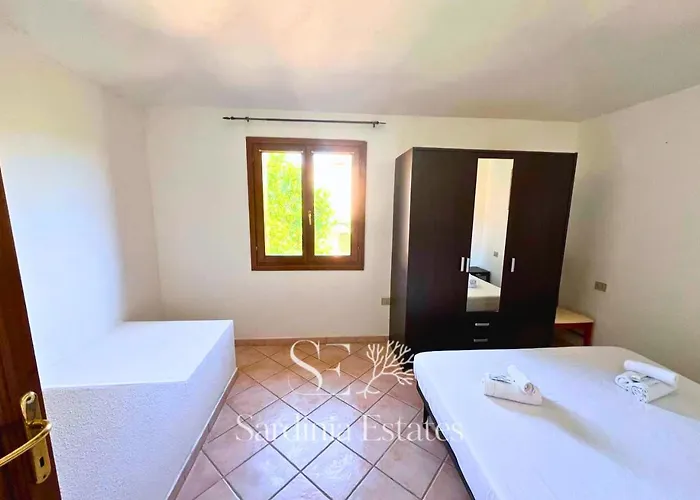 Ponza - Relax E Comfort A San Teodoro (Sardinia)