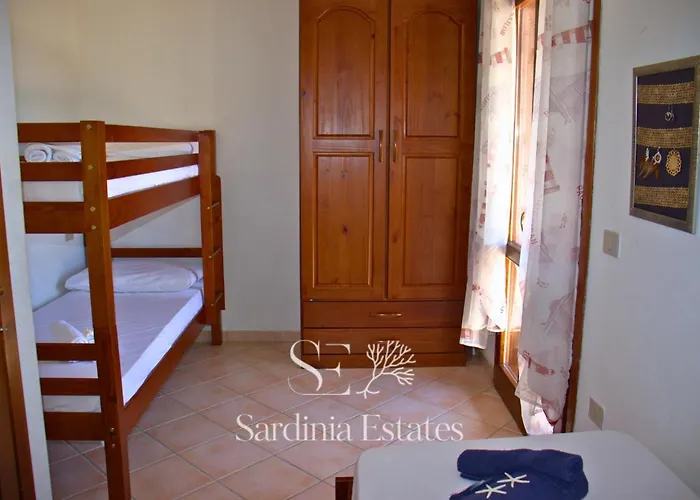 Ponza - Relax E Comfort A San Teodoro (Sardinia)